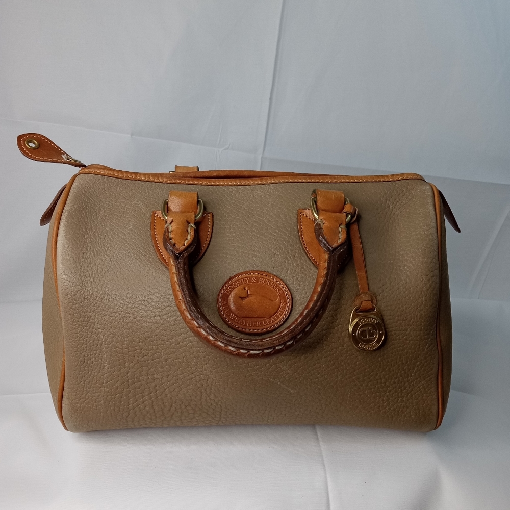 Dooney & Bourke